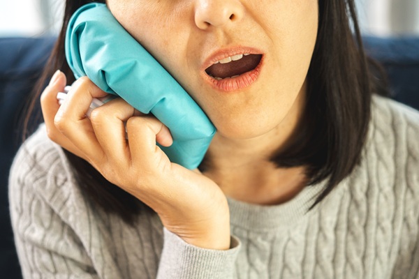 Emergency Dentist Vs  Same Day Dentist: What’s The Difference?